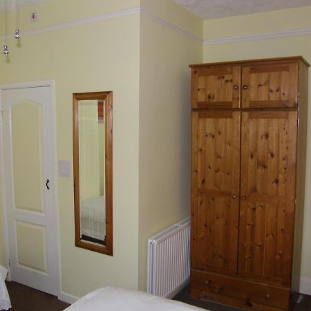 Kingswinford Guest House Paignton Bagian luar foto