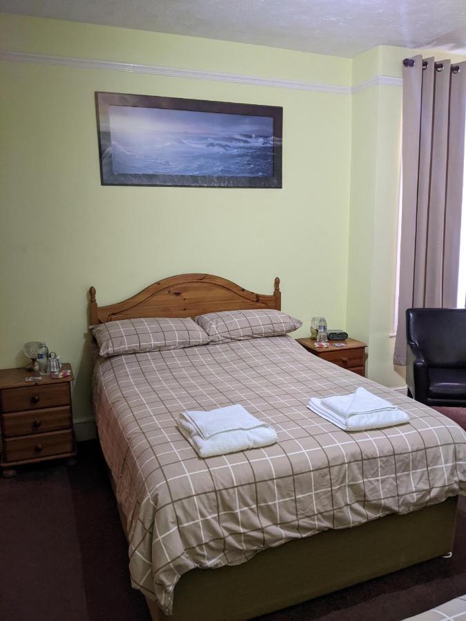 Kingswinford Guest House Paignton Bagian luar foto