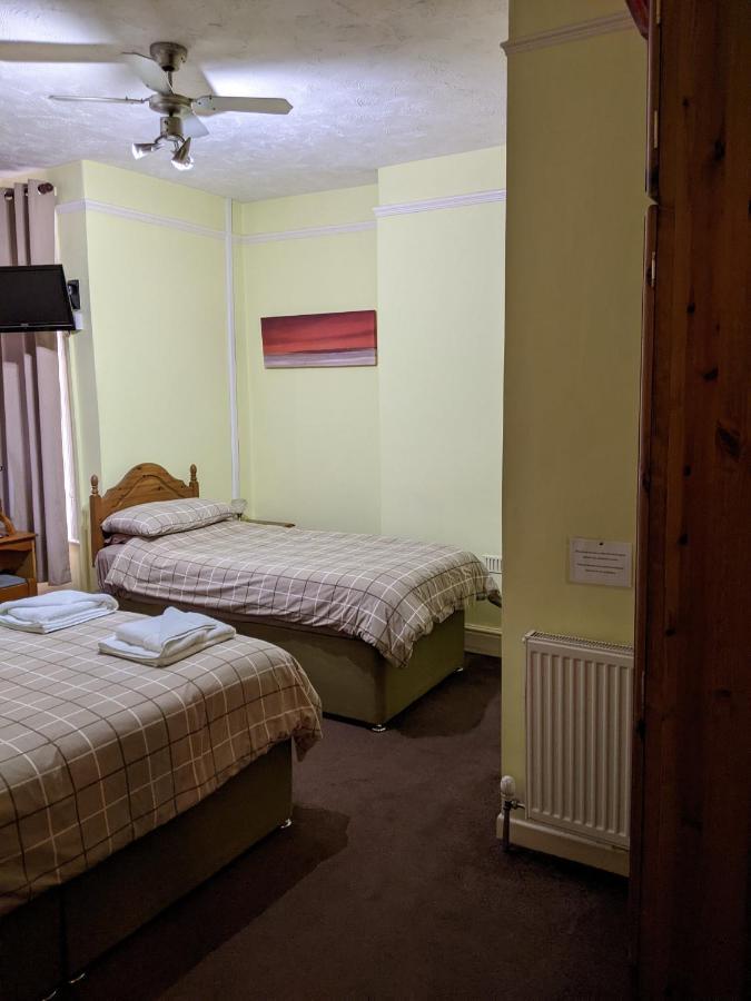 Kingswinford Guest House Paignton Bagian luar foto
