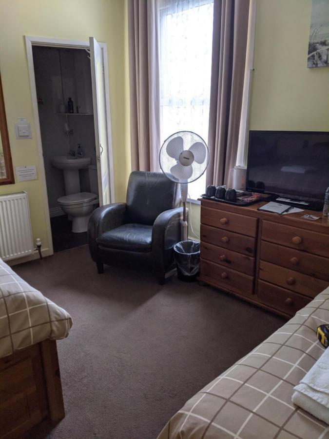 Kingswinford Guest House Paignton Bagian luar foto