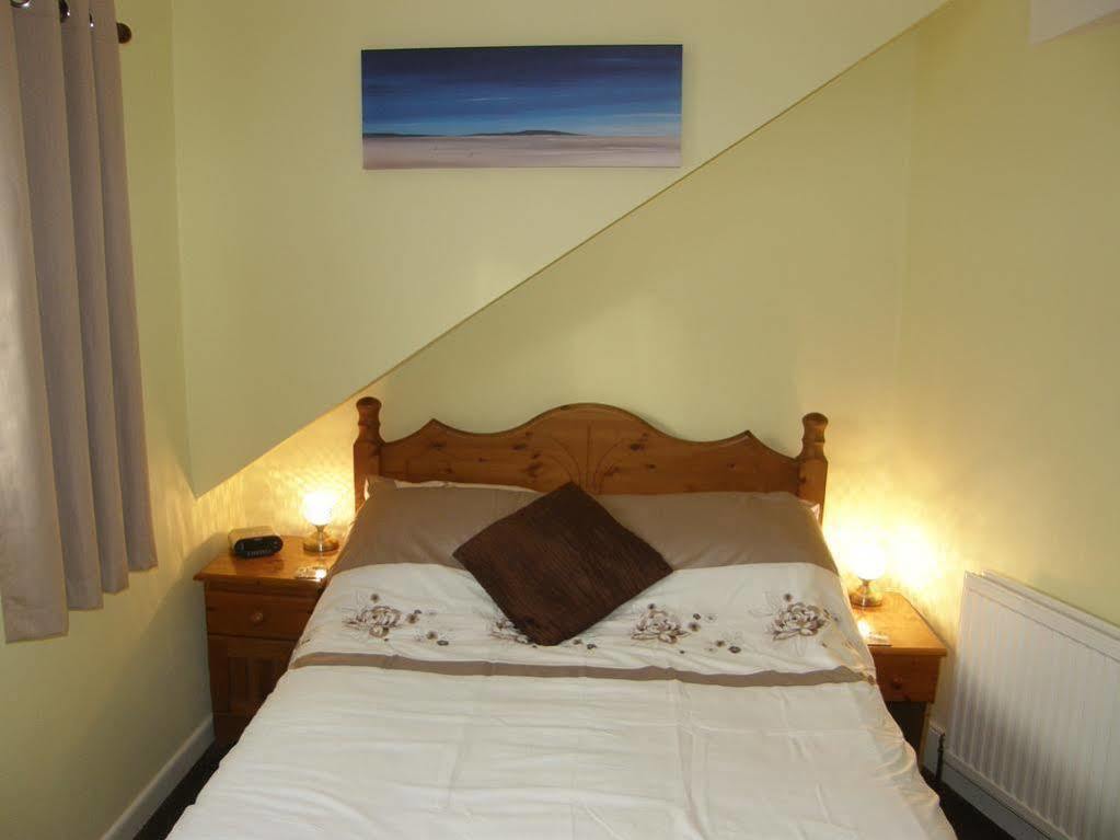 Kingswinford Guest House Paignton Bagian luar foto
